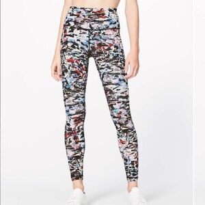Lululemon Wunder Under Hi-Rise Tight Full-On Luxtreme 28" 2 Clash Multi Print